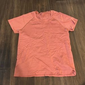 Lululemon swiftly race length t-shirt